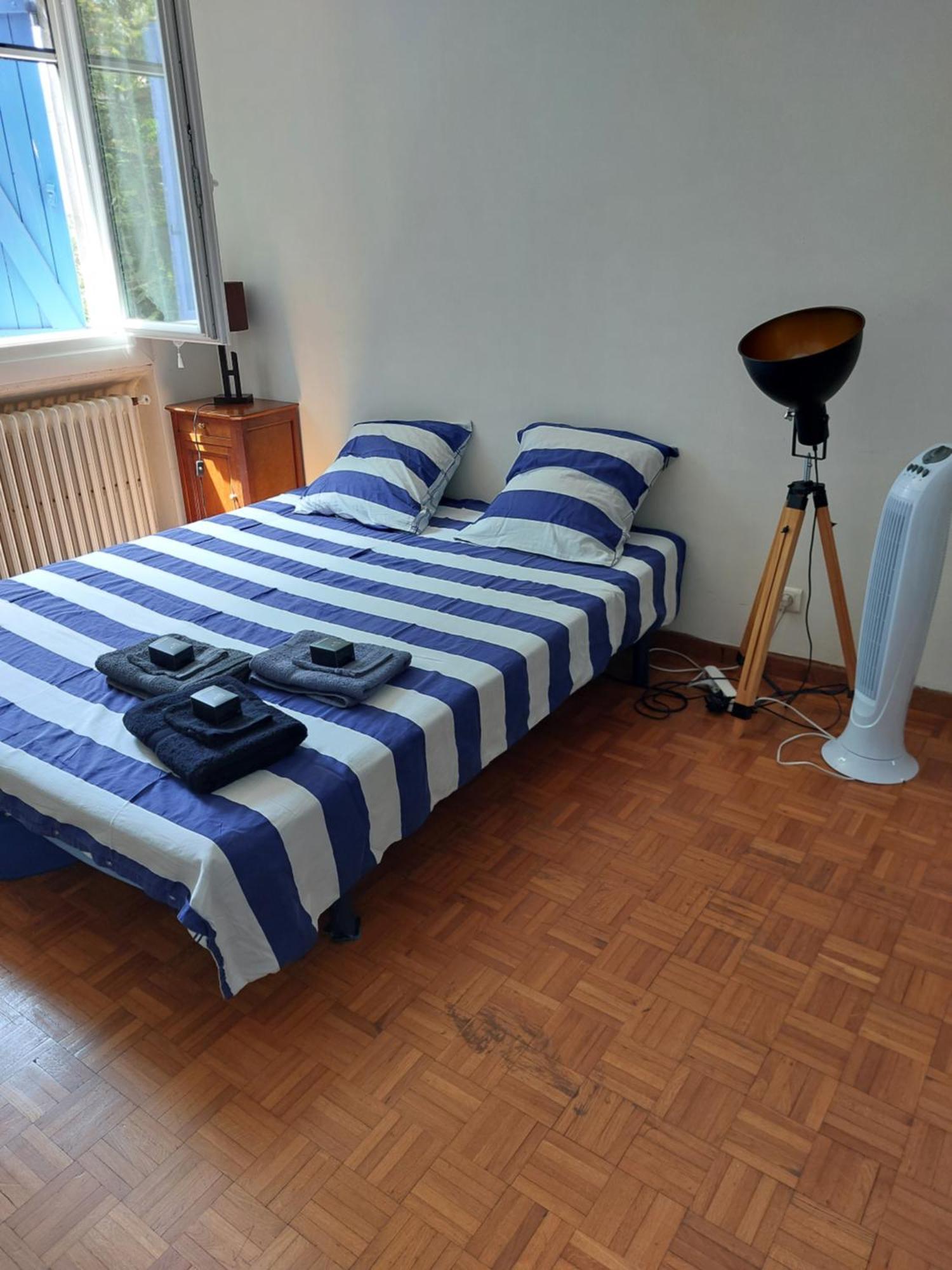 Chambre Dans Villa Марсель Екстер'єр фото